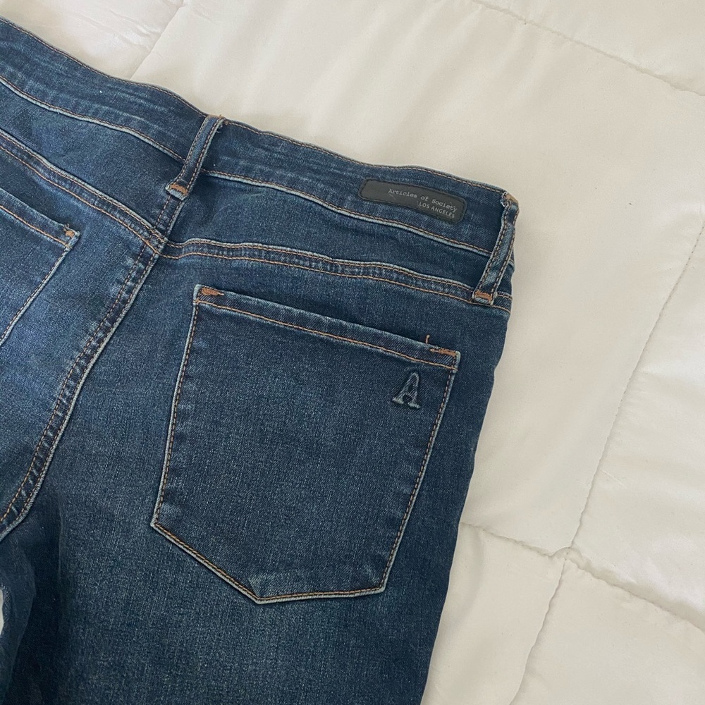 Butterfly Jeans - Picture 3 of 4